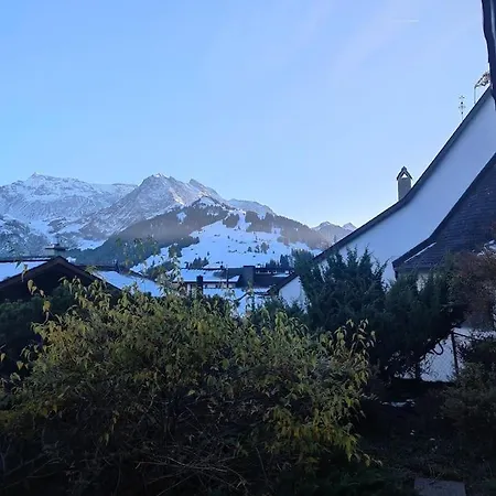 Apartment Skirennen Von Der Terrasse Mitverfolgen