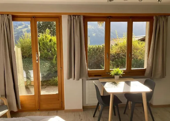 Skirennen Von Der Terrasse Mitverfolgen Адельбоден
